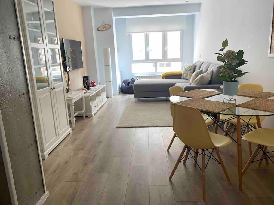 Apartamento A 100Metros De La Playa De San Lorenzo Χιχόν Εξωτερικό φωτογραφία