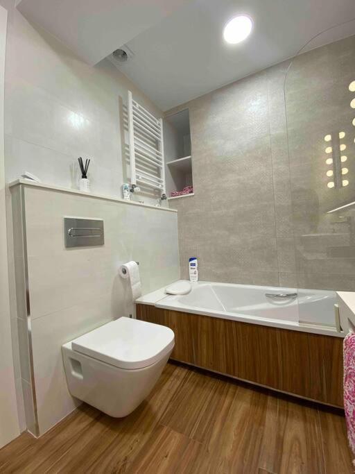 Apartamento A 100Metros De La Playa De San Lorenzo Χιχόν Εξωτερικό φωτογραφία