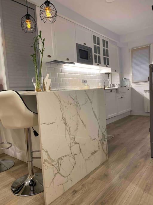 Apartamento A 100Metros De La Playa De San Lorenzo Χιχόν Εξωτερικό φωτογραφία
